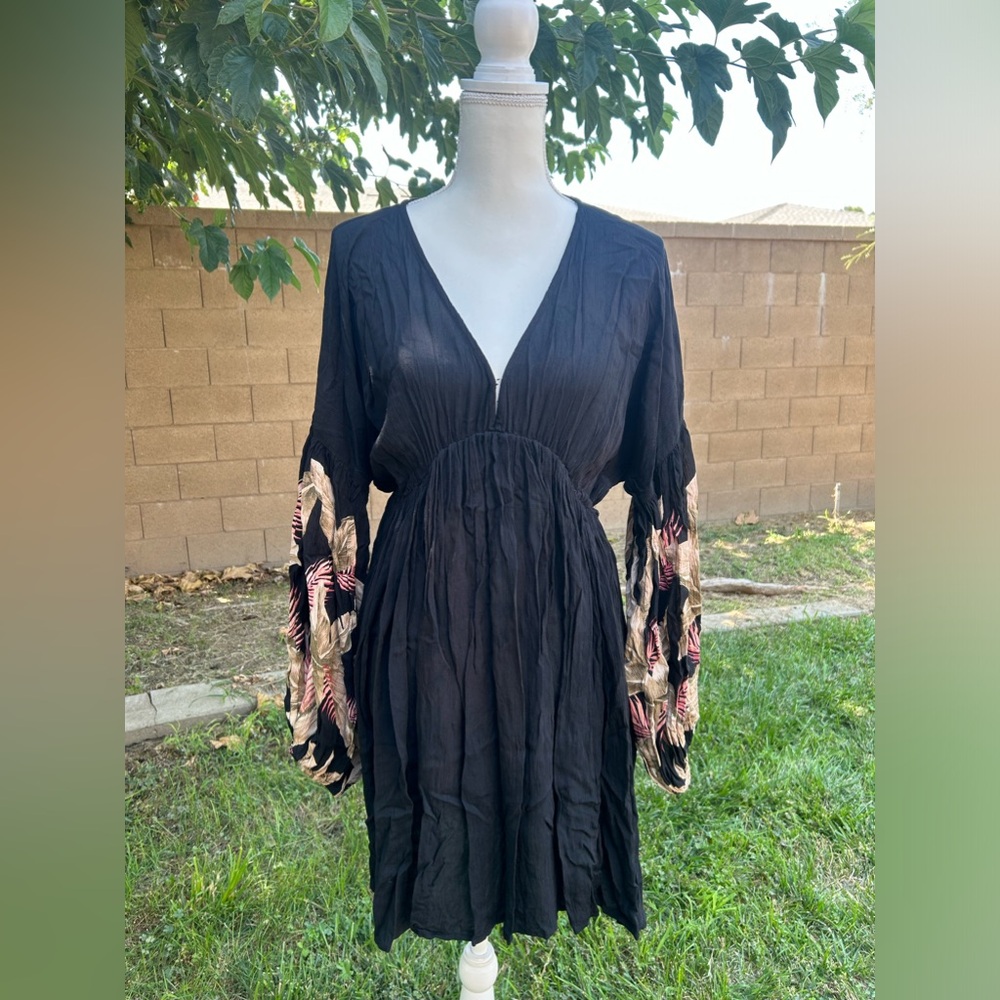 Billabong dress new w/o tags.